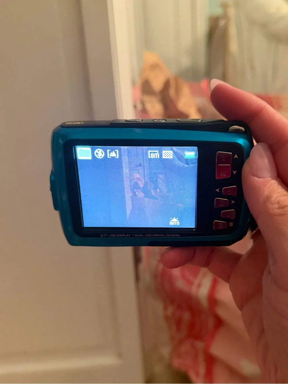 Vintage Polaroid Waterproof Compact Digital Camera in Teal Blue
